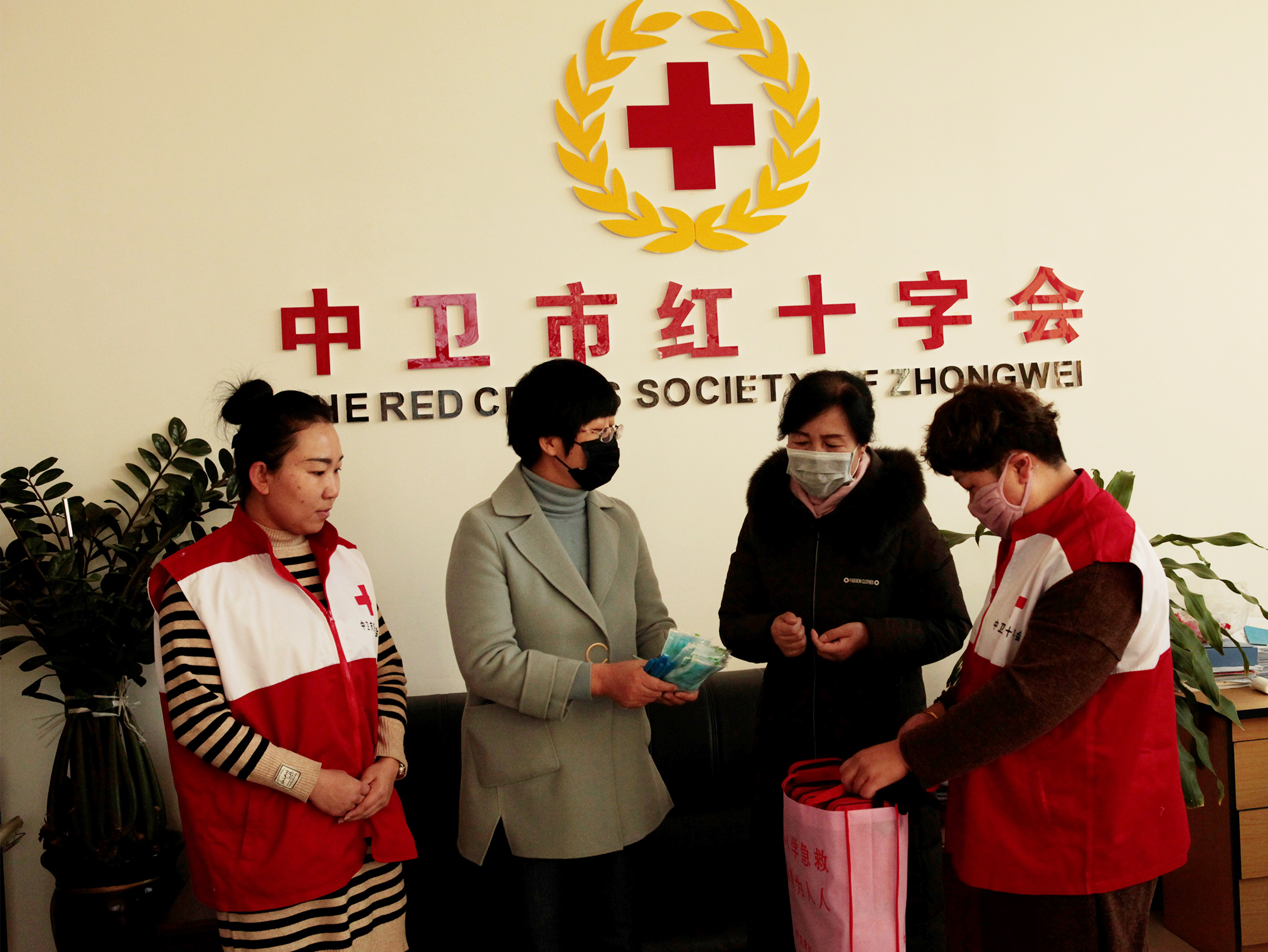 抗擊疫情人人有責(zé)，早康枸杞為奮戰(zhàn)一線的英雄加油助力！